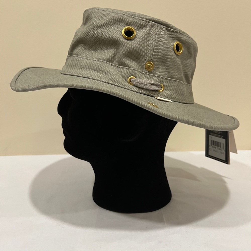 TILLEY T3 CLASSIC HAT - KHAKI - SIZE 7 3/8- NWT